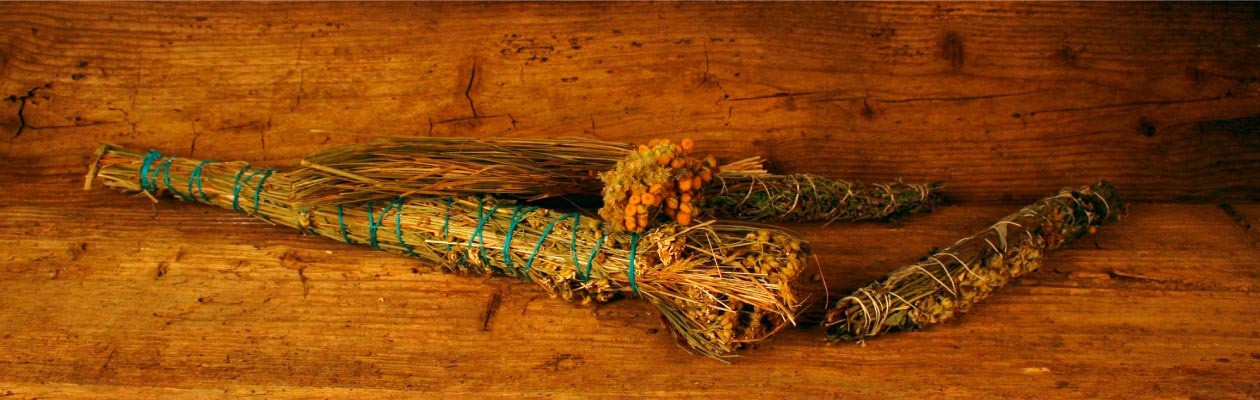 Heimisches Natur-Räucherwerk Heimische Bio Kräuter