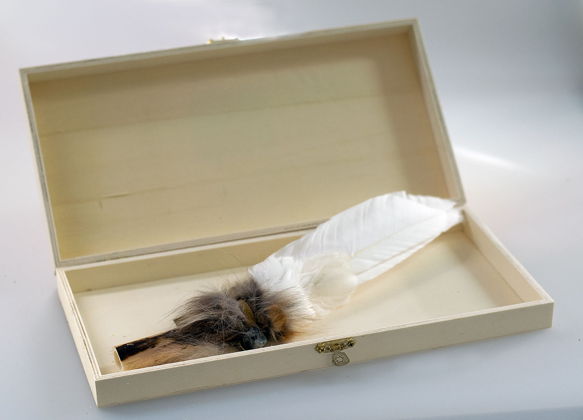 Angelique Duo Räucherfeder in Holzkassette Angelique Duo Räucherfeder in Holzkassette